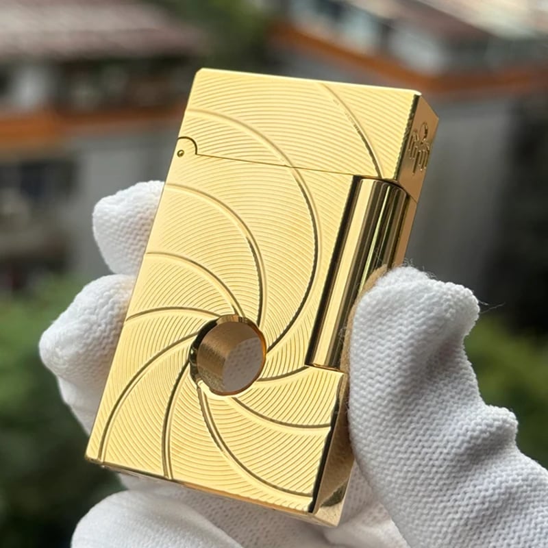 S.T.Dupont Ligne 2 Gold Lighter James Bond 007 Spectre