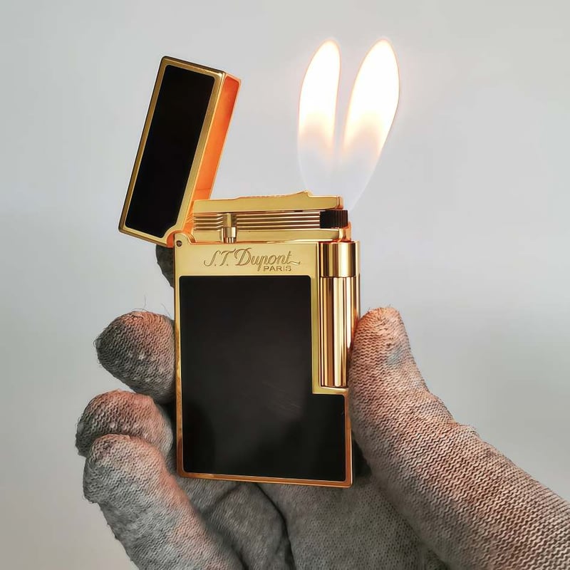 S.T.Dupont Gas Lighter Double Flames Classic Lacquer 