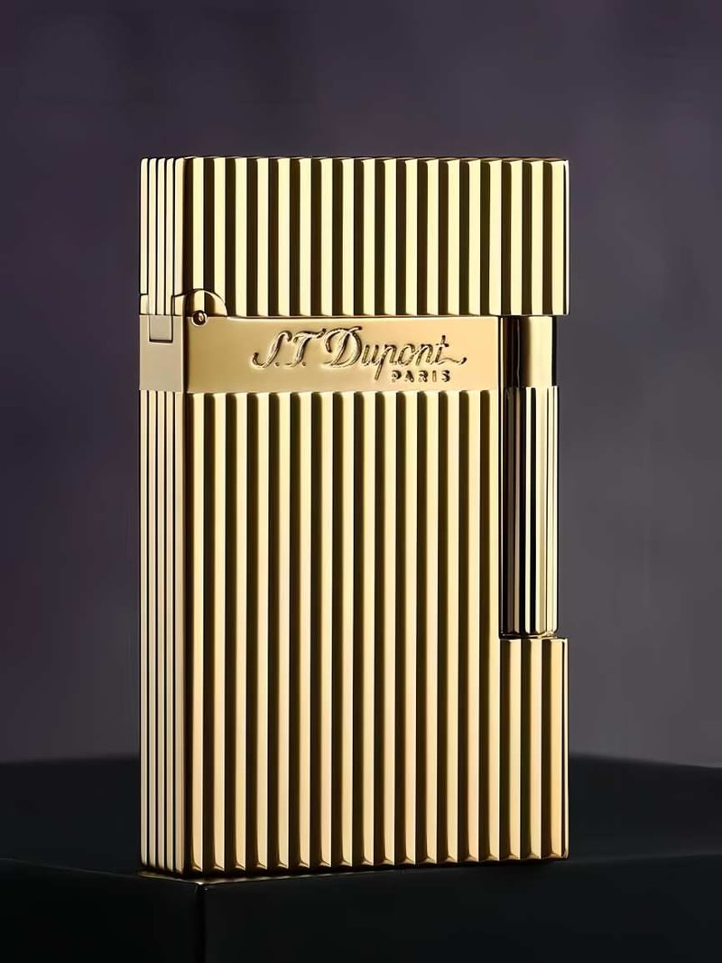 ST DUPONT Vertical Stripes Cigarette Lighter