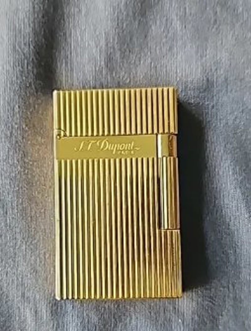 Atlas Vertical Stripes Cigarette Lighter